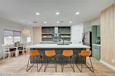 5062 Moose Falls Dr, Las Vegas, NV 89141