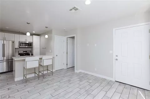 3603 Di Salvo Dr #144, Las Vegas, NV 89103