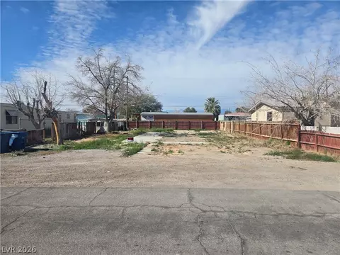 2241 Glenwood Ln, Las Vegas, NV 89156