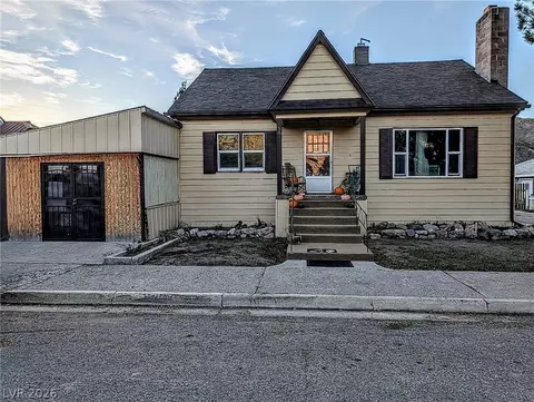 Exterior - 561 Main St, Caliente, NV 89008 photo 1 of 8