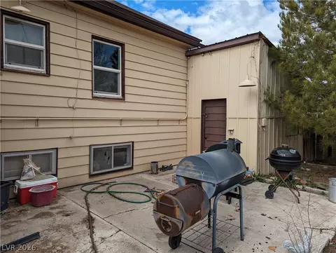 Exterior - 561 Main St, Caliente, NV 89008 photo 5 of 8