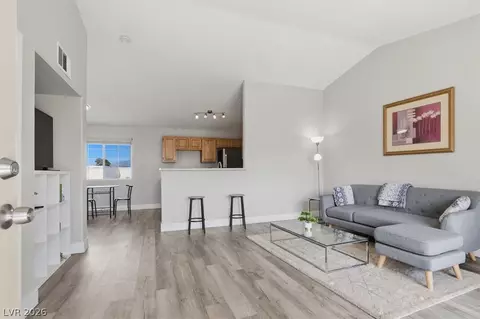 1401 N Michael Way #220, Las Vegas, NV 89108
