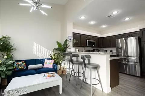 5155 W Tropicana Ave #2066, Las Vegas, NV 89103