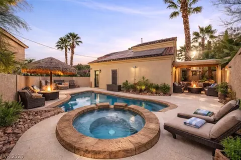11004 Cliff Swallow Ave, Las Vegas, NV 89144