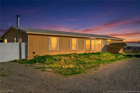5701 Bonnie St, Pahrump, NV 89048