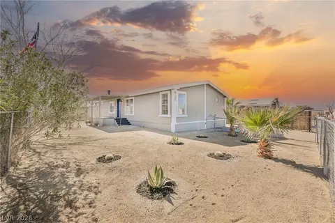 6137 Yellowstone Ave, Las Vegas, NV 89156