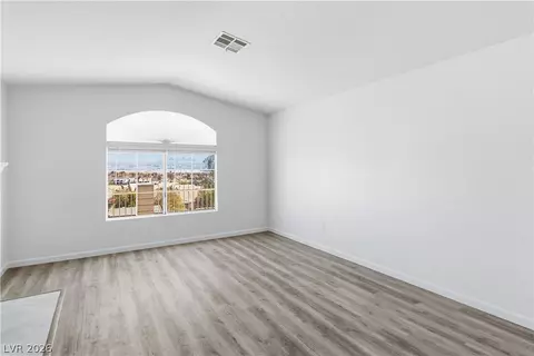 Living - 2184 Camel Mesa Dr, Laughlin, NV 89029 photo 6 of 10
