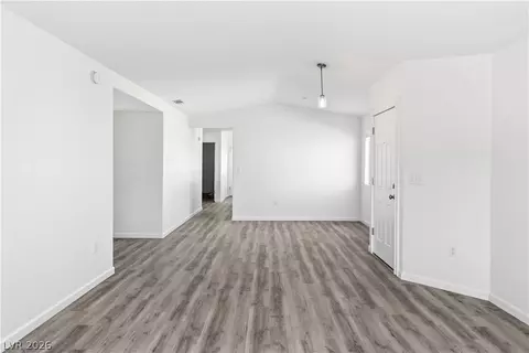 Living - 2184 Camel Mesa Dr, Laughlin, NV 89029 photo 9 of 10