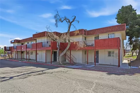 5376 Swenson St #20, Las Vegas, NV 89119