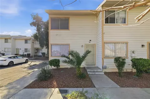4770 Topaz St #13, Las Vegas, NV 89121