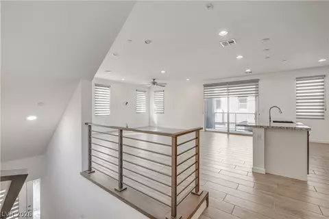11273 Hidden Peak Ave #101, Las Vegas, NV 89135