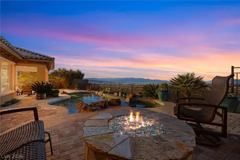 2865 Josephine Dr, Henderson, NV 89044