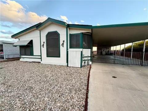 1641 Esquina St, Laughlin, NV 89029