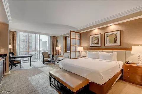125 E Harmon Ave #1111, Las Vegas, NV 89109