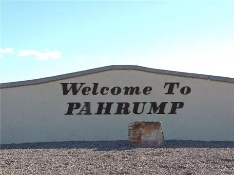 2481 E Flintstone St, Pahrump, NV 89048