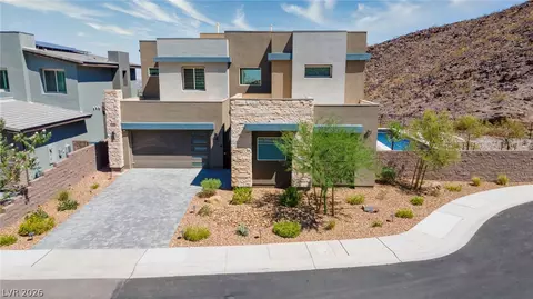 318 Shaded Canyon Dr, Henderson, NV 89012