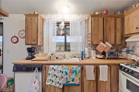 1609 Cajon Ct, Laughlin, NV 89029 photo 8