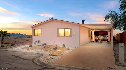 1609 Cajon Ct, Laughlin, NV 89029 photo 2