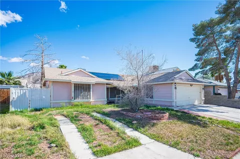 1684 Trish Ln, Las Vegas, NV 89156