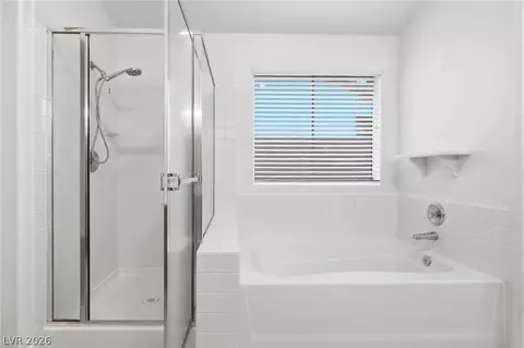 Bath - 312 W Warm Front St, Henderson, NV 89014 photo 2 of 3