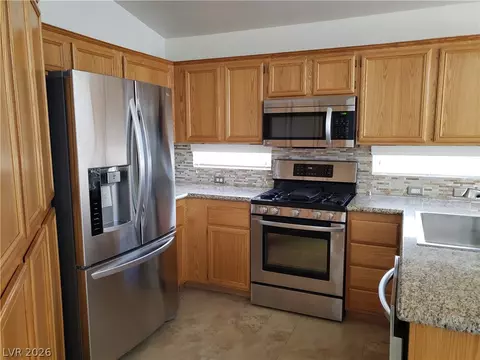 Kitchen - 312 W Warm Front St, Henderson, NV 89014 photo 1 of 3