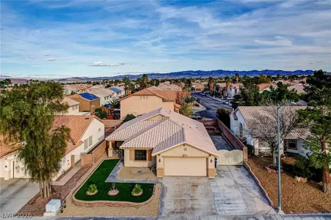 View/Area - 312 W Warm Front St, Henderson, NV 89014 photo 1 of 2