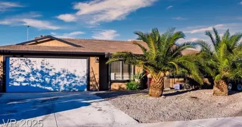 517 Longtree Ave, Henderson, NV 89011