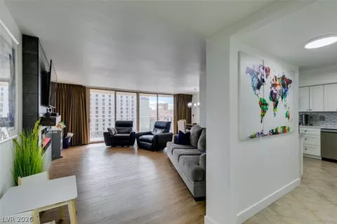 205 E Harmon Ave #1005, Las Vegas, NV 89169