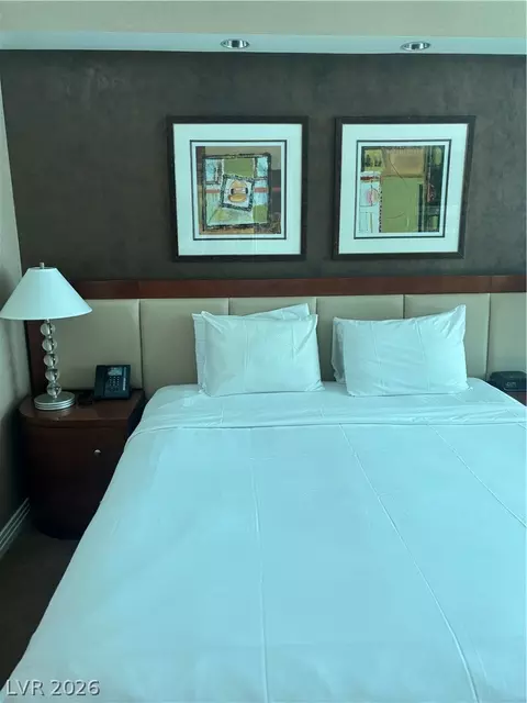 125 E Harmon Ave #1719, Las Vegas, NV 89109
