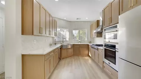 10410 Kepler Cascades St, Las Vegas, NV 89141