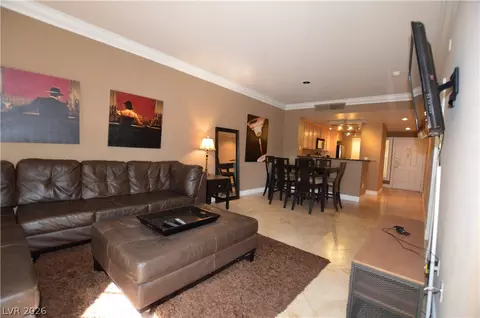 260 E Flamingo Rd #213, Las Vegas, NV 89169