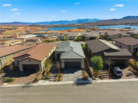 100 Stone Bluff Ln, Henderson, NV 89011