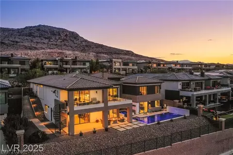 11186 Villa Bellagio Dr, Las Vegas, NV 89141