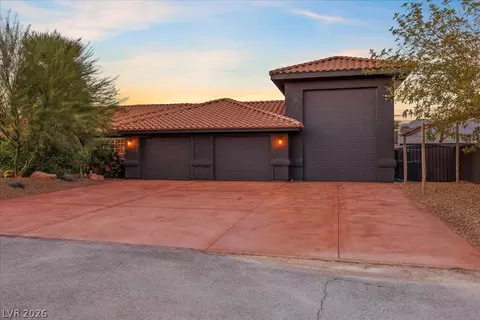 7520 Sisk Rd, Las Vegas, NV 89131