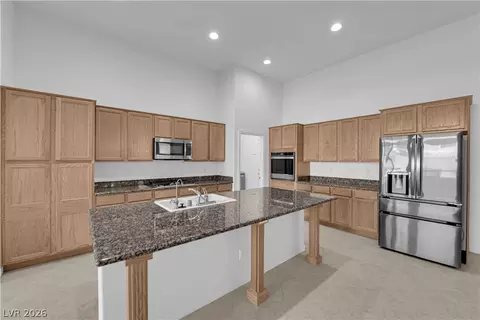 10730 Villa Torre St, Las Vegas, NV 89141
