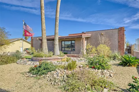 584 Mona Ln, Henderson, NV 89015