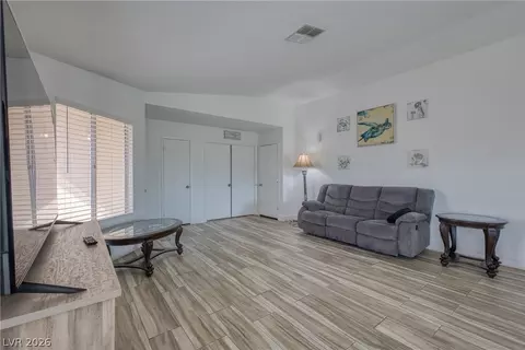 Living - 3048 Soledad Dr, Laughlin, NV 89029 photo 4 of 4