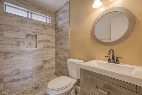 Bath - 3048 Soledad Dr, Laughlin, NV 89029 photo 5 of 5