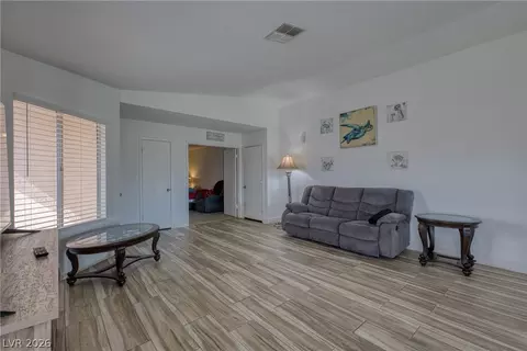Living - 3048 Soledad Dr, Laughlin, NV 89029 photo 3 of 4