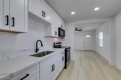 Kitchen - 254 W Basic Rd, Henderson, NV 89015 photo 5 of 5