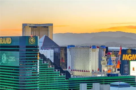 125 E Harmon Ave #2814/2816, Las Vegas, NV 89109