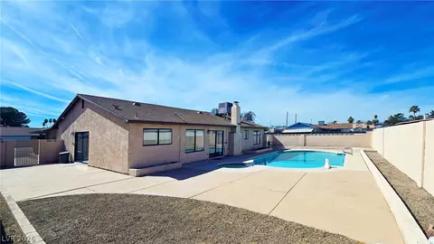 2210 E Reno Ave, Las Vegas, NV 89119