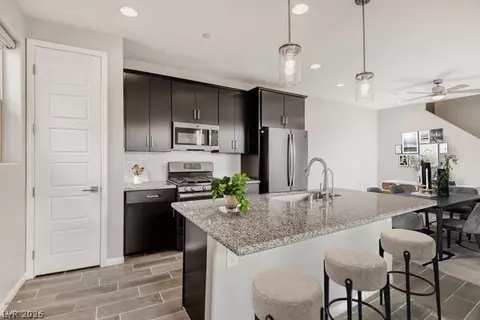 220 Alla Breve Ave, Henderson, NV 89011