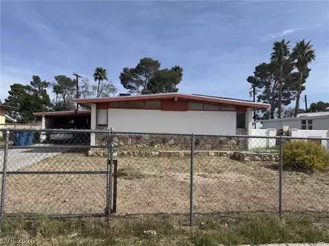 2301 Chapman Dr, Las Vegas, NV 89104