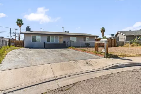 2101 Dogwood Ave, North Las Vegas, NV 89030