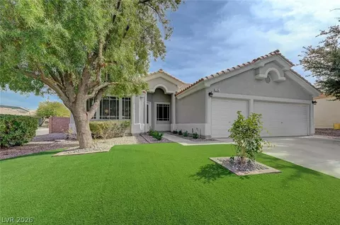 1104 Winter Storm Dr, Henderson, NV 89052