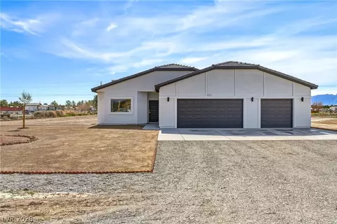 711 W Leffner Dr, Pahrump, NV 89060