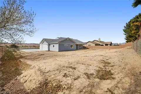 Exterior - 3156 Mateuse St, Logandale, NV 89021 photo 4 of 9