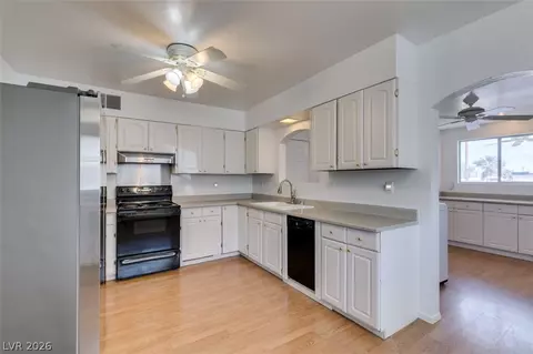 Kitchen - 234 W Basic Rd, Henderson, NV 89015 photo 4 of 6