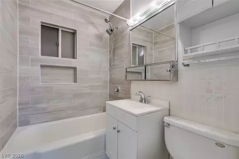 Bath - 234 W Basic Rd, Henderson, NV 89015 photo 1 of 1